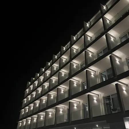 Hotel White Amfora 4*